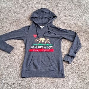 California Love Gray Hoodie Sweater size Medium